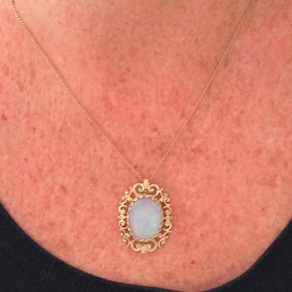 14k doublet opal pendant - Picture 5 of 8